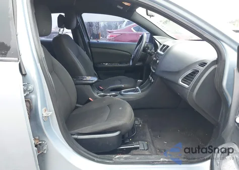 2013 Dodge Avenger Se z USA, uszkodzony, nr VIN 1C3CDZAB6DN636778